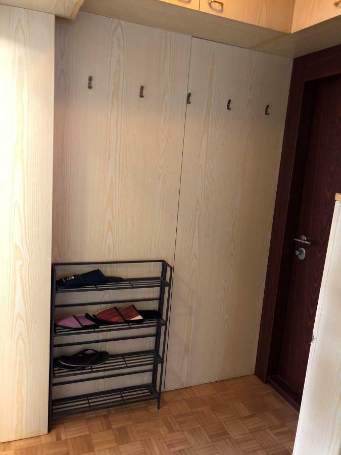 Apartment Fair / Free Parking *
